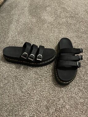 Super cute Dr Marten sandals